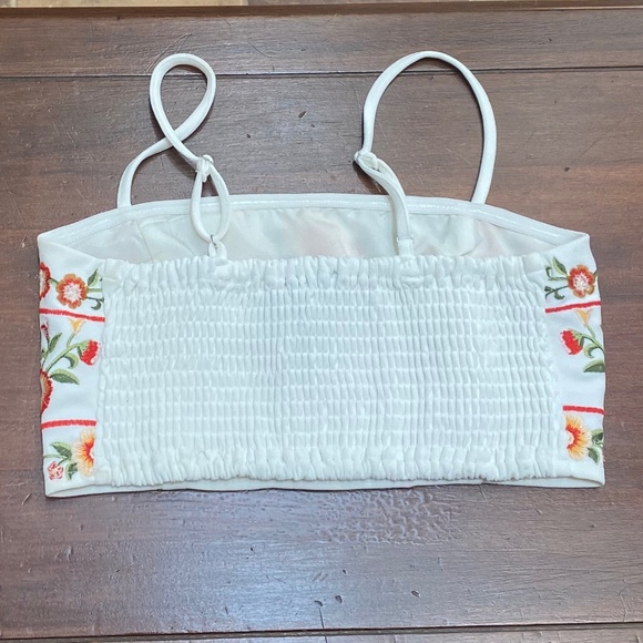 Forever 21 S embroidered boho crop top w/adjustable straps - Picture 2 of 8